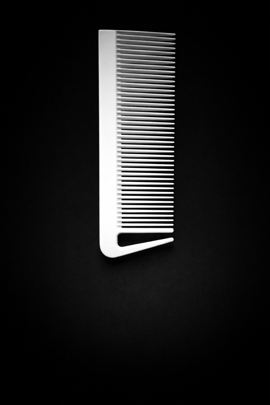 Staple Tail Comb